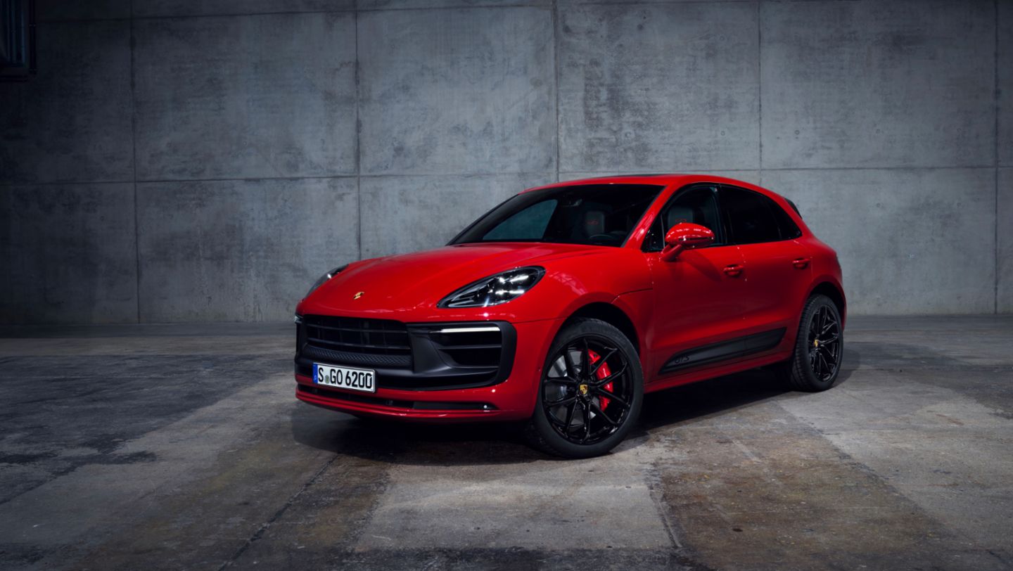 Stronger, sharper, sportier the new 2022 Macan Porsche Newsroom USA