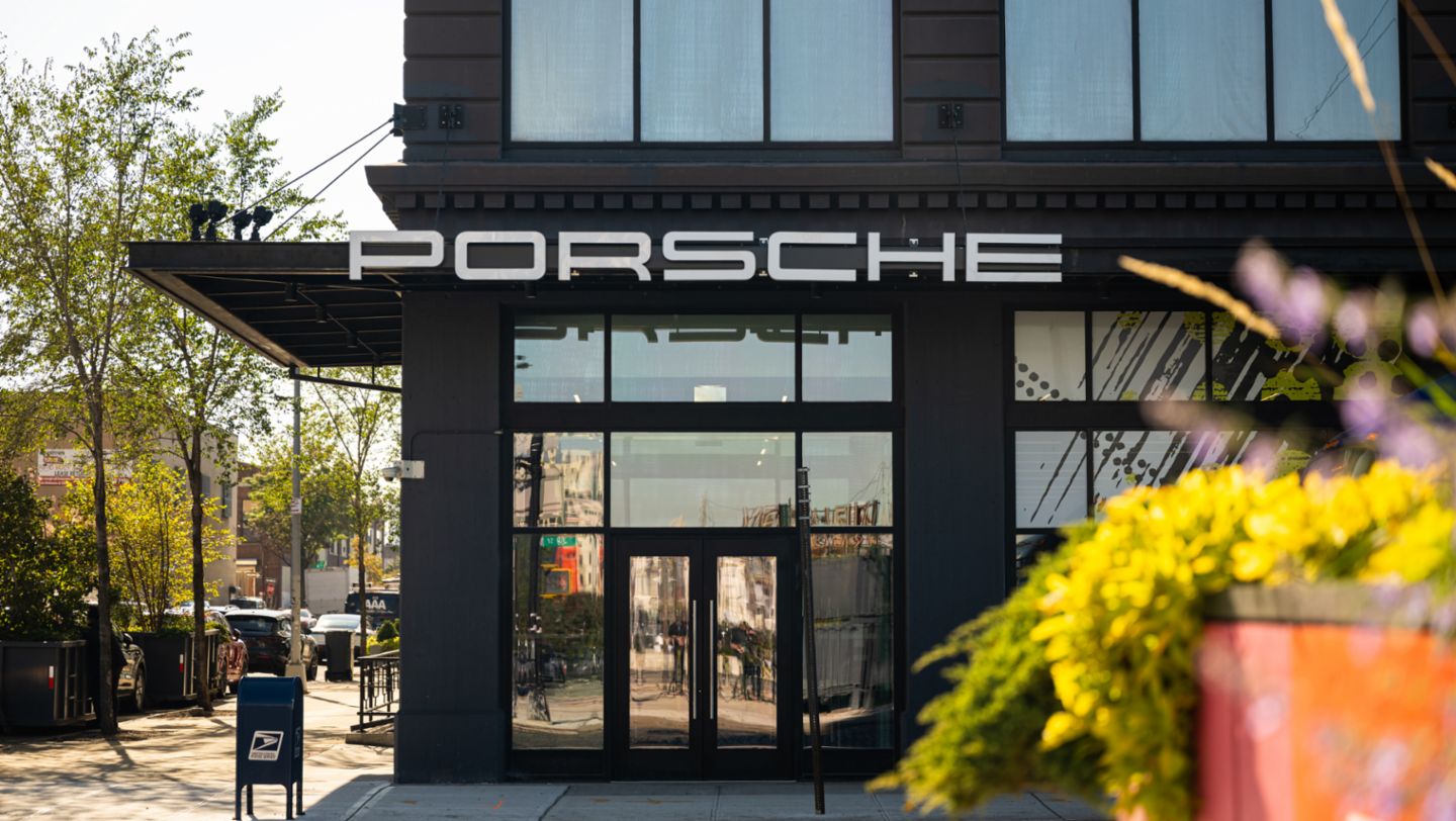 Porsche Brooklyn, 2022, PCNA
