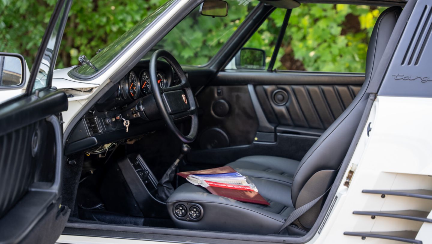 1989 911 Turbo "Slant Nose" Targa Type 930, Porsche Hickory, Porsche Classic Restoration Challenge, 2022, PCNA