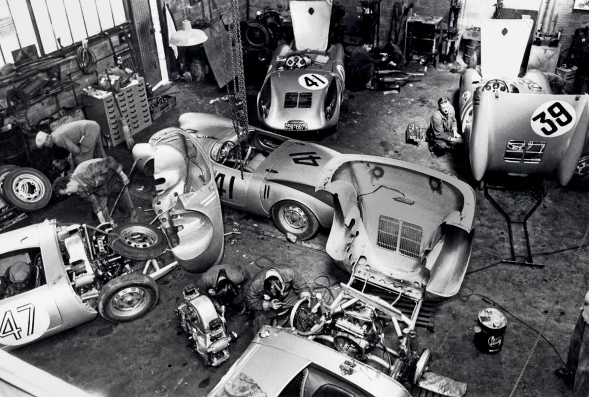 Porsche 550 Spyder workshop