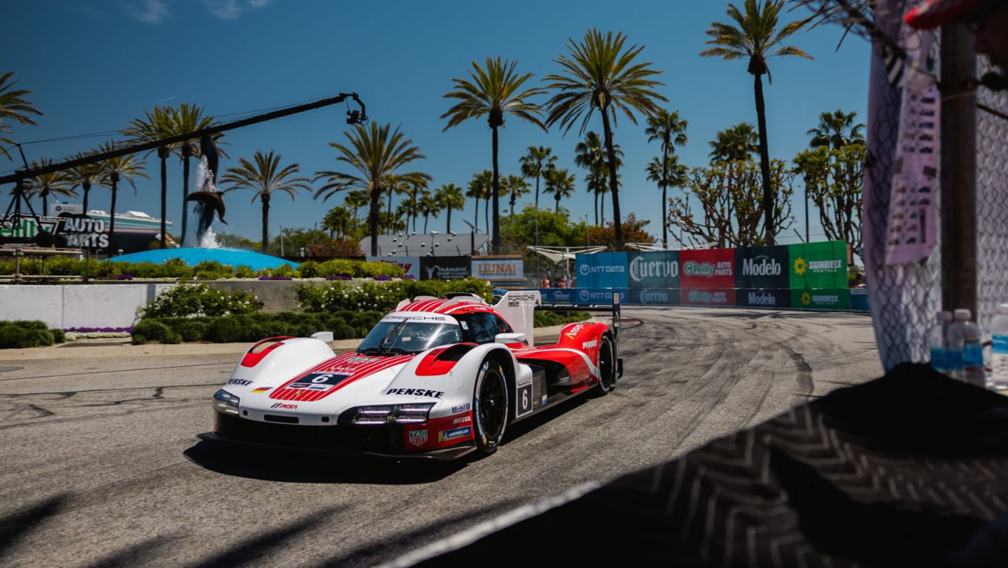 Porsche 963, Porsche Penske Motorsport (#6), Matt Campbell (AUS), Mathieu Jaminet (FRA)