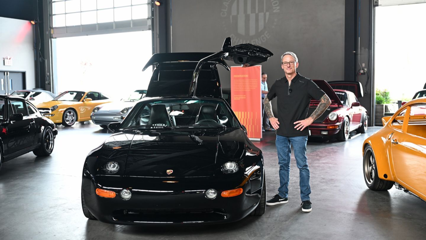 Porsche Delaware wins the 2025 Porsche Restoration Challenge People’s Choice Award for Area East with their 1986 928 S