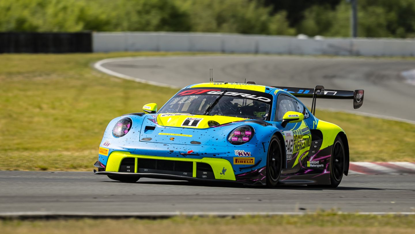 Porsche Mobil 1 Female Driver Program expands its reach in 2026