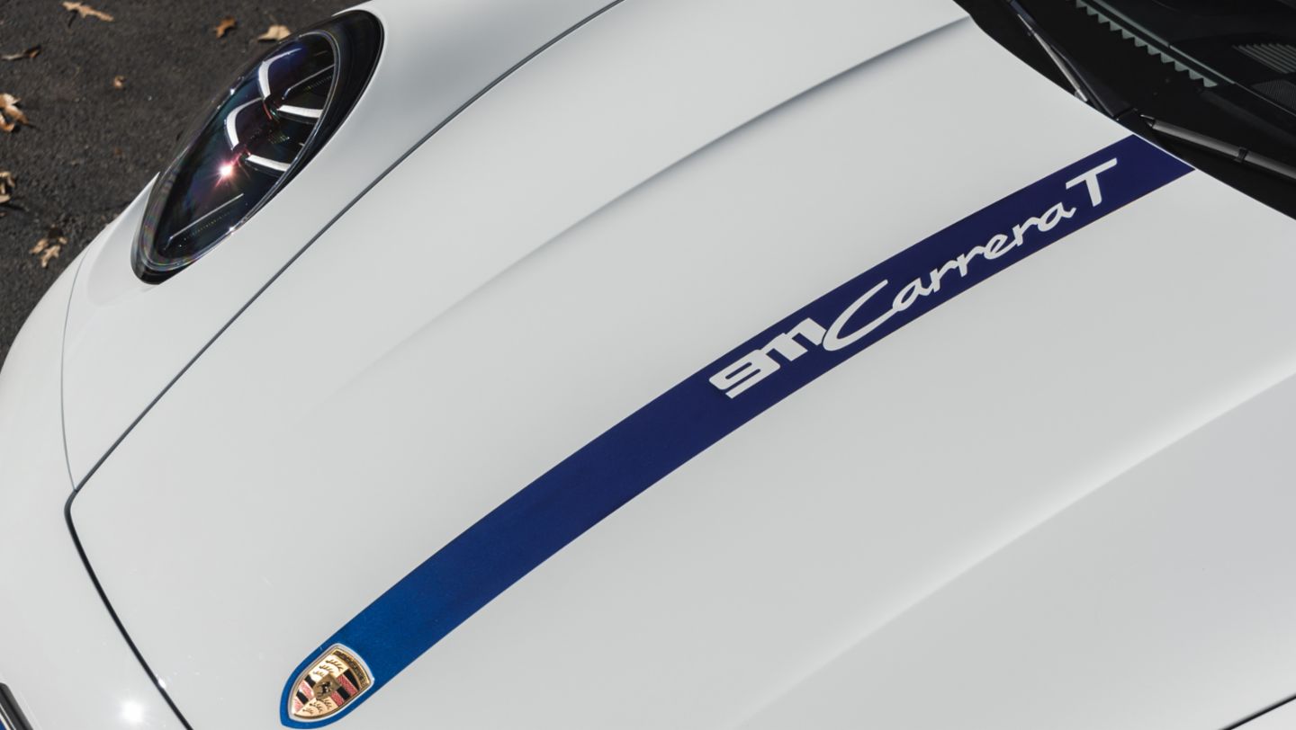 2025 911 Carrera T