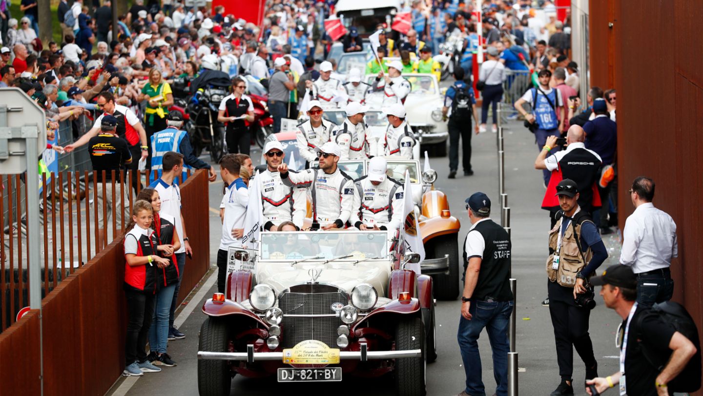 Drivers' parade, FIA WEC, Le Mans, 2019, Porsche AG