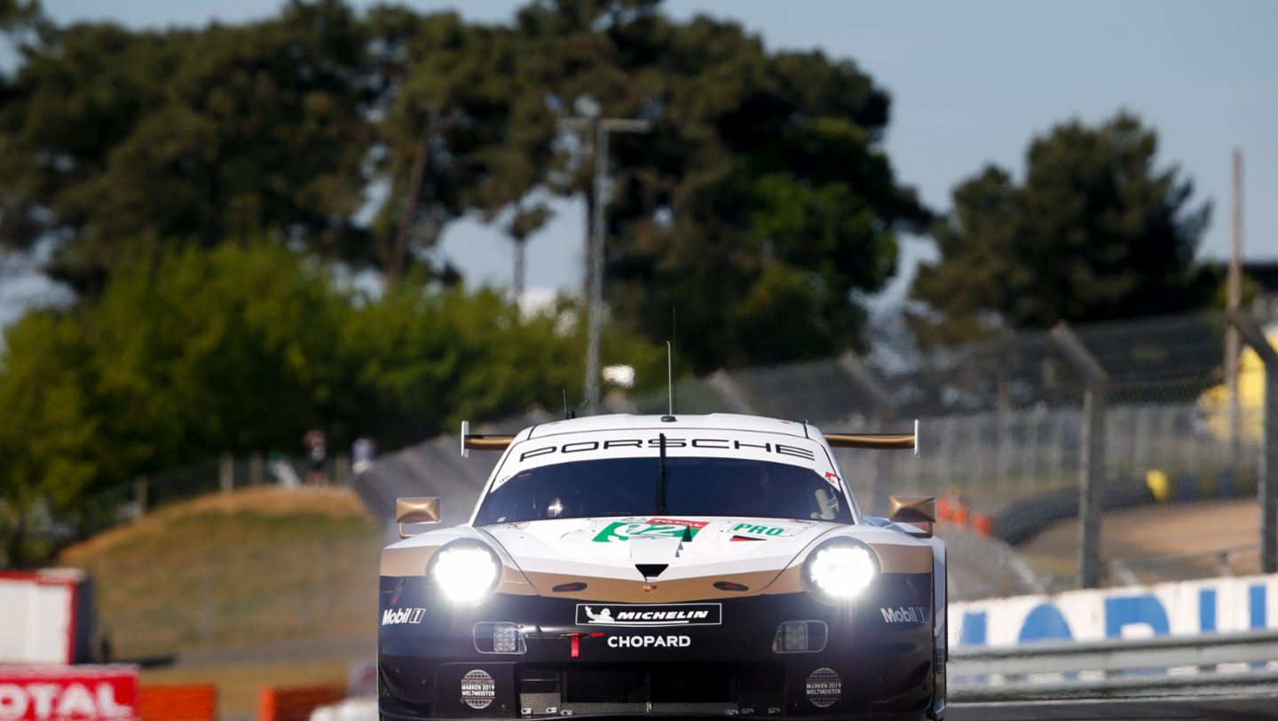 911 RSR, Porsche GT Team (92), pre-test for the 2019 Le Mans 24-hour race, 2019, Porsche AG