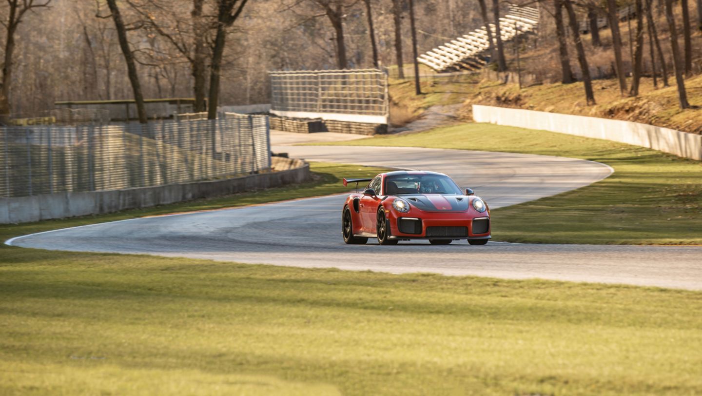 911 GT2 RS, Road America, Elkhart Lake, 2019, Porsche AG