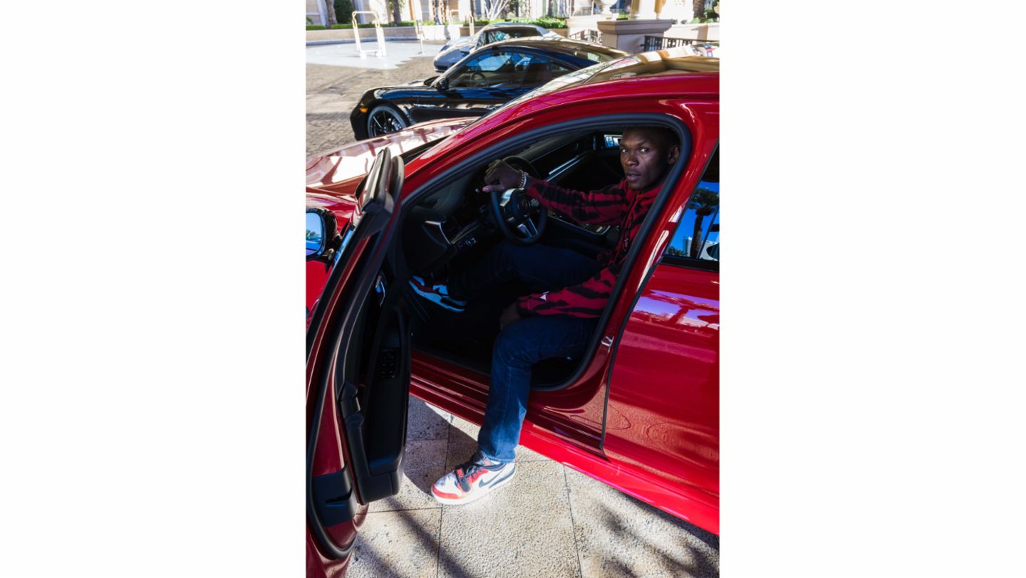 UFC champion Israel Adesanya, Panamera GTS, Las Vegas, 2020, Porsche AG