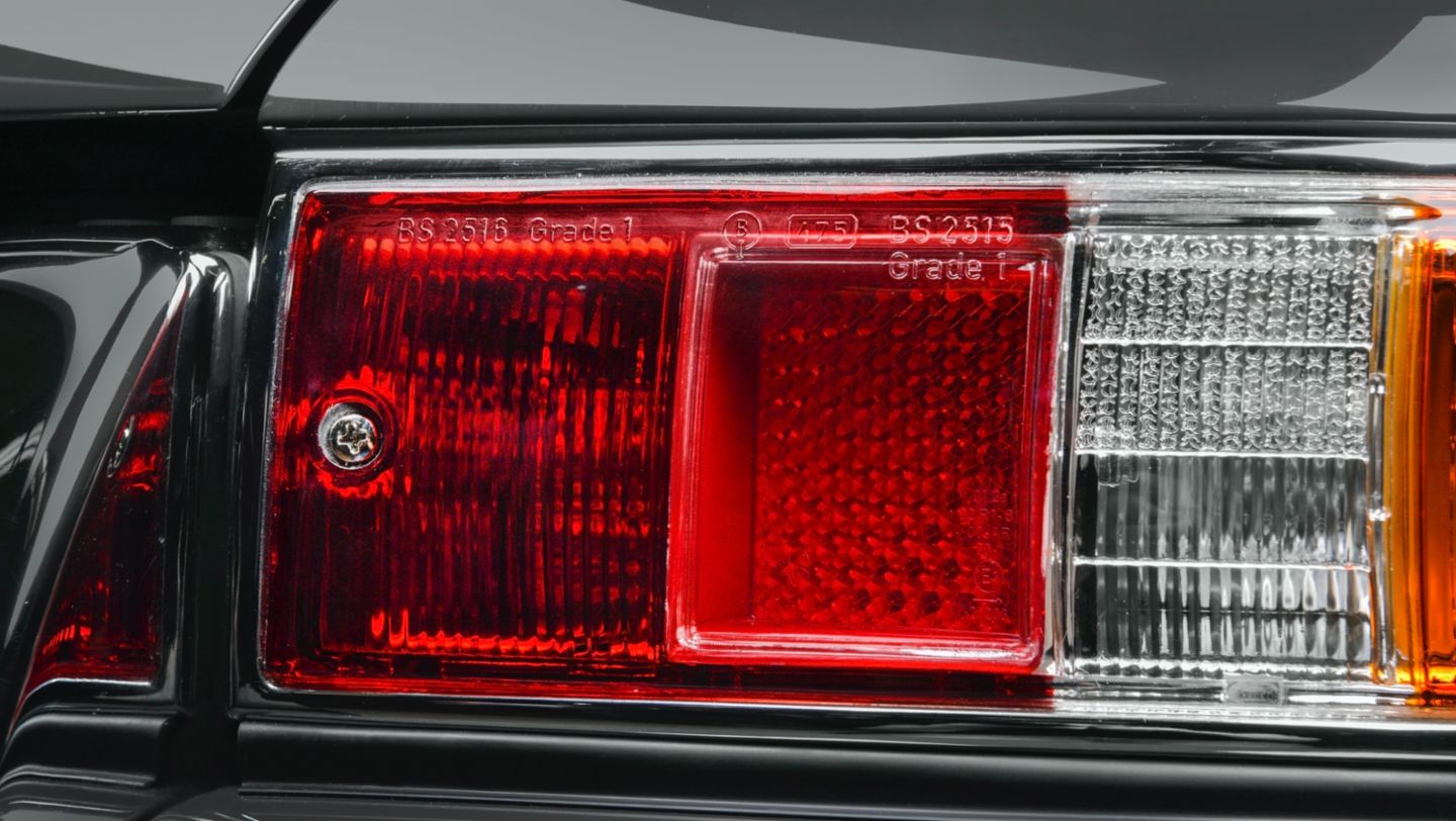 Indicator and tail lights for the 911 with short wheelbase available again  Porsche Newsroom