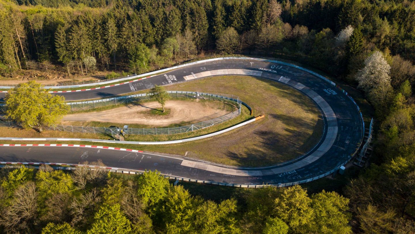 Aerial photograph of the Caracciola-Karussell, Nürburgring-Nordschleife, 2020, Porsche AG