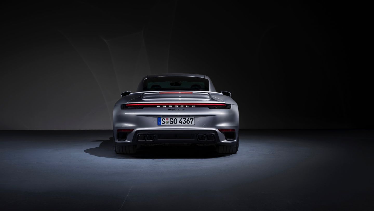 New 911 Turbo S: the ideal aerodynamic setup for every driving situation - Image 7