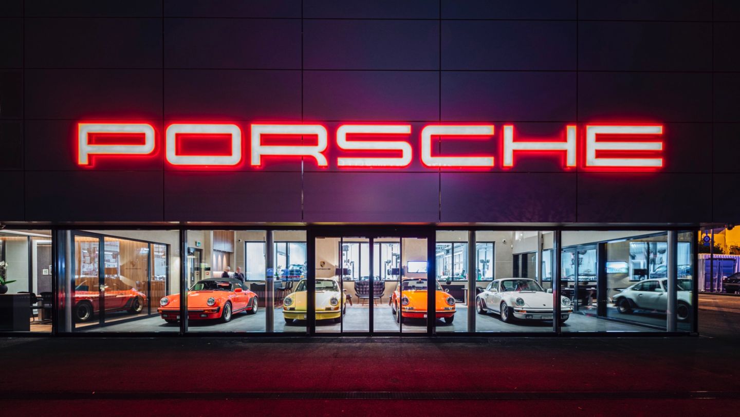 Porsche Classic Zentrum in Genf, Schweiz, 2021, Porsche AG
