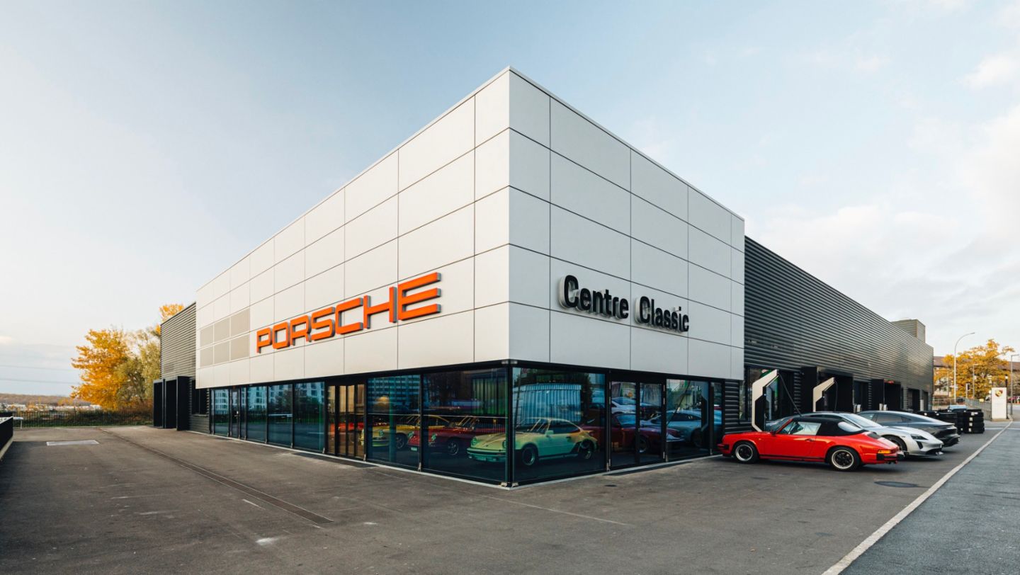 Porsche Classic Centre en Ginebra, Suiza, 2021, Porsche AG