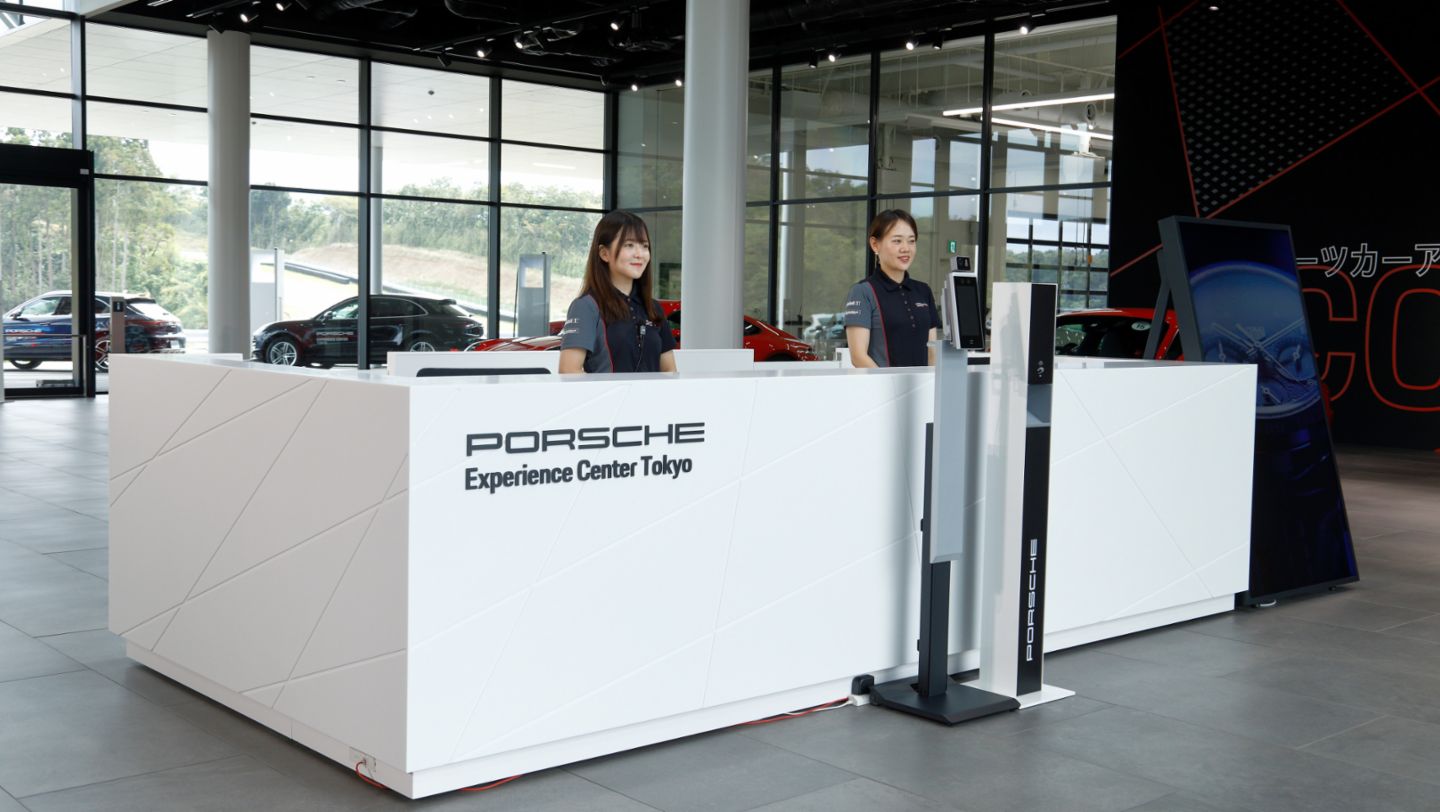 Porsche Experience Center (PEC) Tokyo, 2021, Porsche AG
