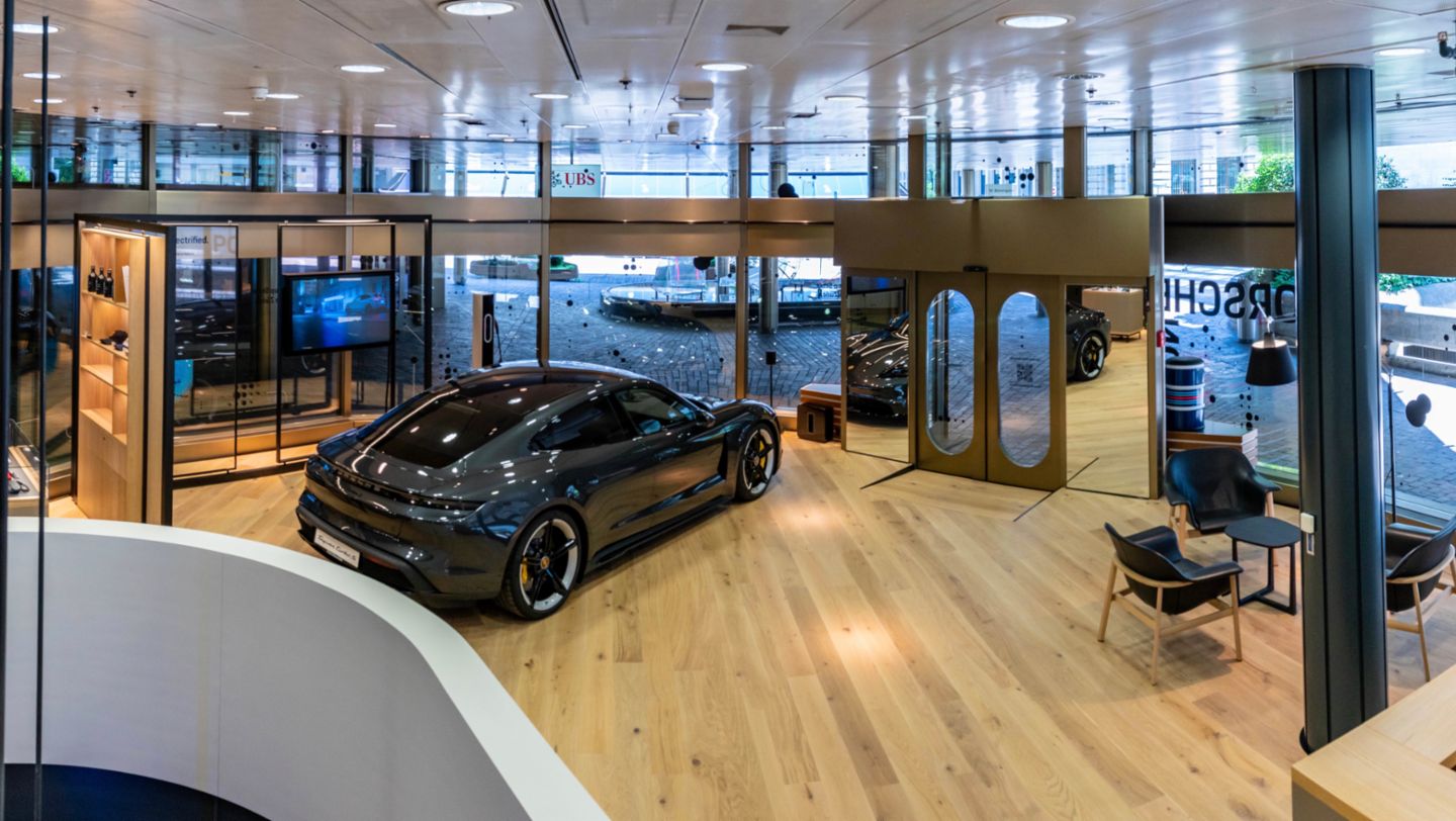 Taycan Turbo S, Pop-up Store, Zurich, 2021, Porsche AG