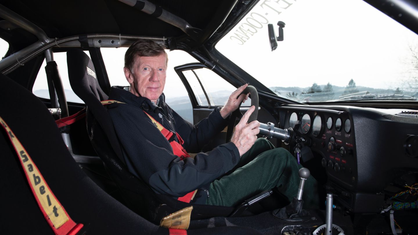 Reunion after 40 years: Walter Röhrl and the 924 Carrera GTS Rallye -  Porsche Newsroom