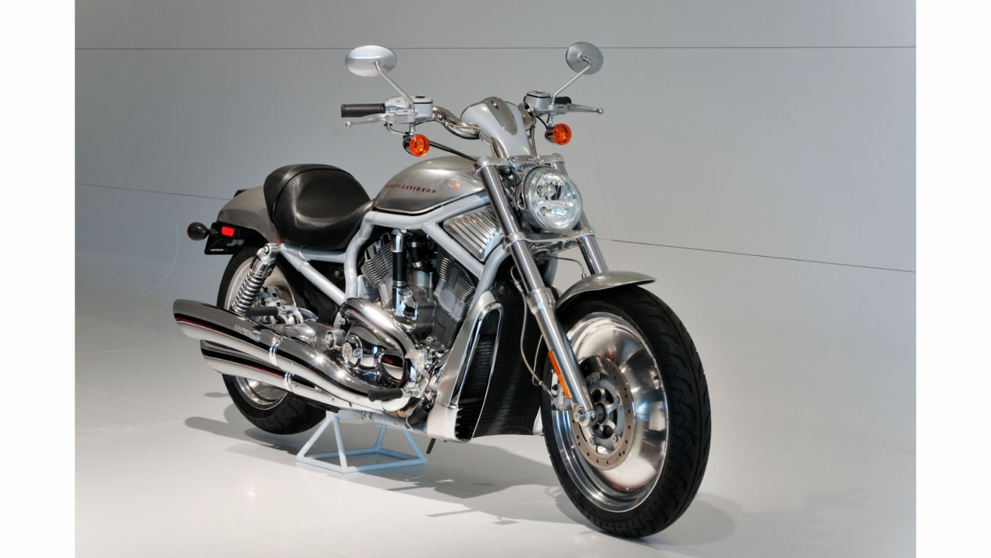 2001 – a revolutionary engine for Harley-Davidson: