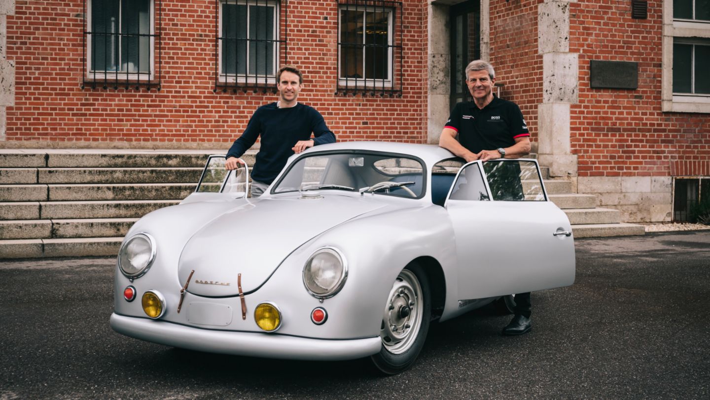 Timo Bernhard, Fritz Enzinger, l-r, 356 SL, 2021, Porsche AG