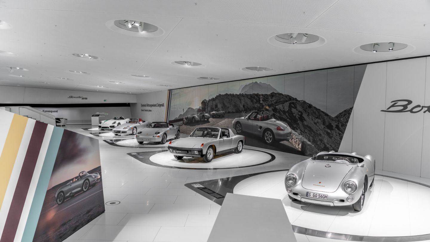Boxster Bergspyder, Модель 986, 984, 914/4, 550 Spyder в разрезе, Специальная выставка «25 лет Boxster», Музей Porsche, 2021, Porsche AG