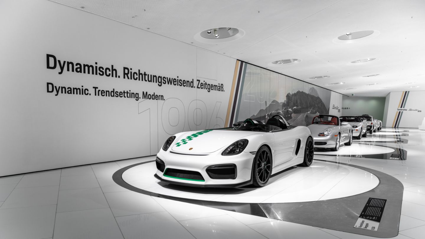 Boxster Bergspyder, Cross-sectional model of the 986, 984, 914/4, 550 Spyder, Special exhibition “25 Years of the Boxster”, Porsche Museum, 2021, Porsche AG