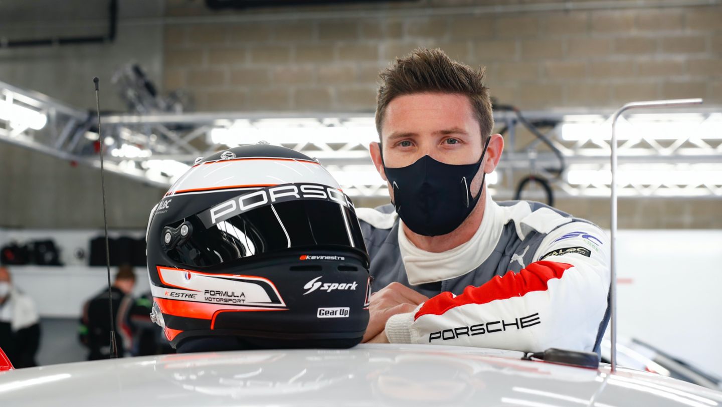 Kévin Estre, Helmet, Porsche works driver, 2021, Porsche AG