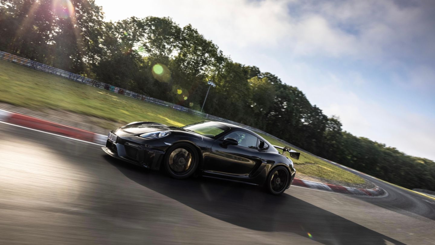 Prototype of the 718 Cayman GT4 RS, Nürburgring, 2021, Porsche AG