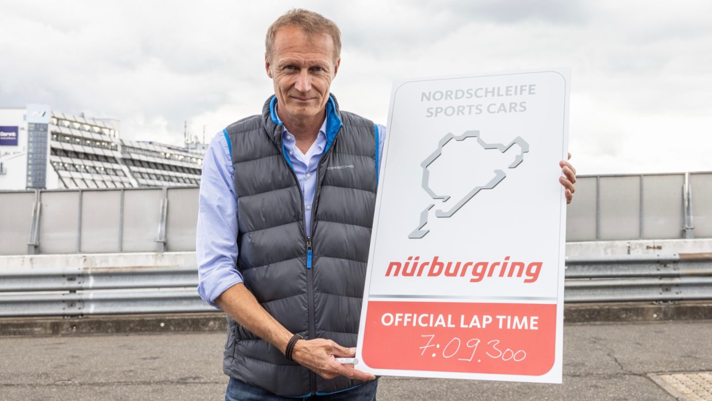 Andreas Preuninger, Leiter GT-Fahrzeuge bei Porsche, Nürburgring, 2021, Porsche AG