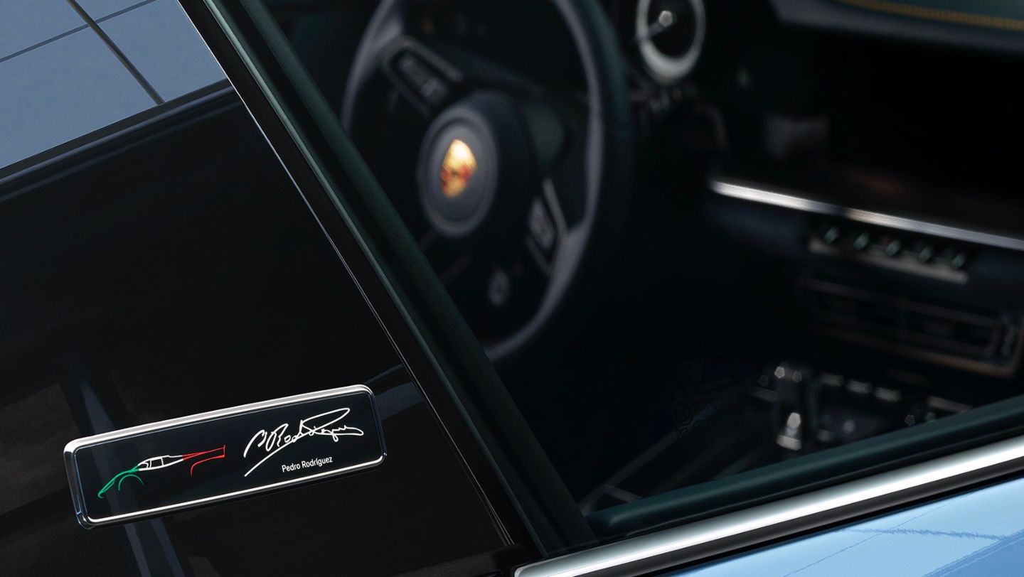 911 Turbo S homenaje a Pedro Rodríguez, 2021, Porsche AG