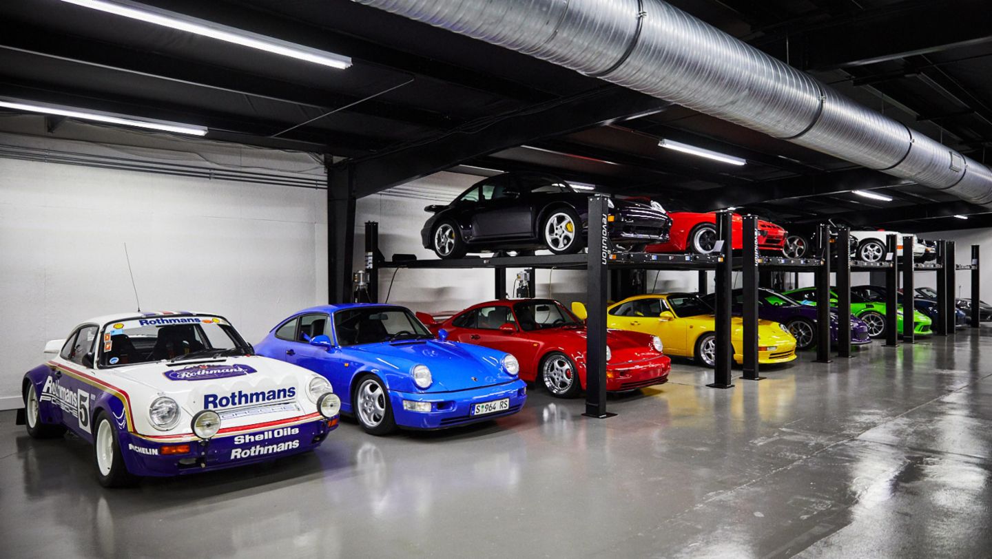 Die Sammlung ist eine Zeitreise durch die Generationen des Porsche 911. Besonderes Interesse liegt auf den RS-Versionen, 2021, Porsche AG