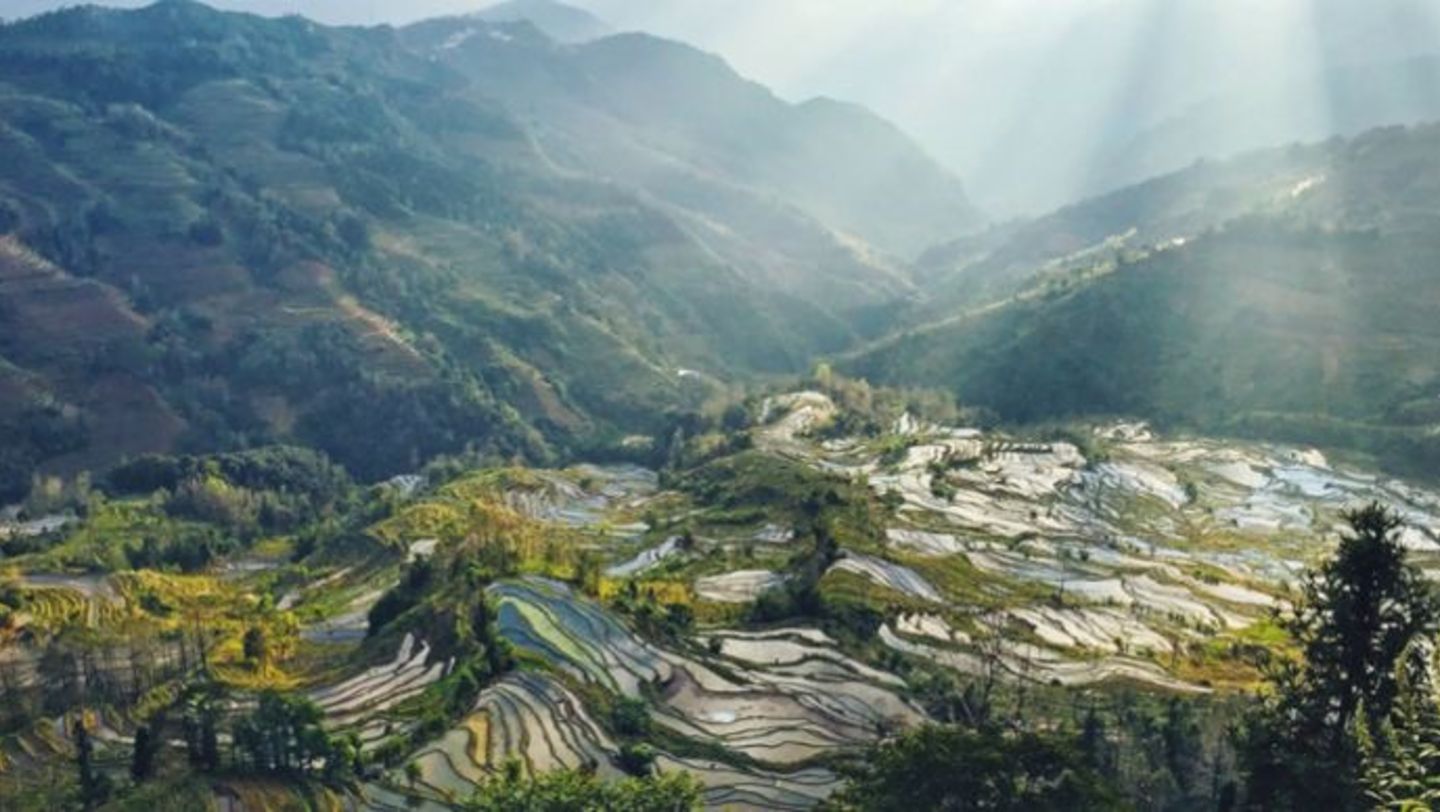 Landschaft Yunnans, China, 2021, Porsche AG