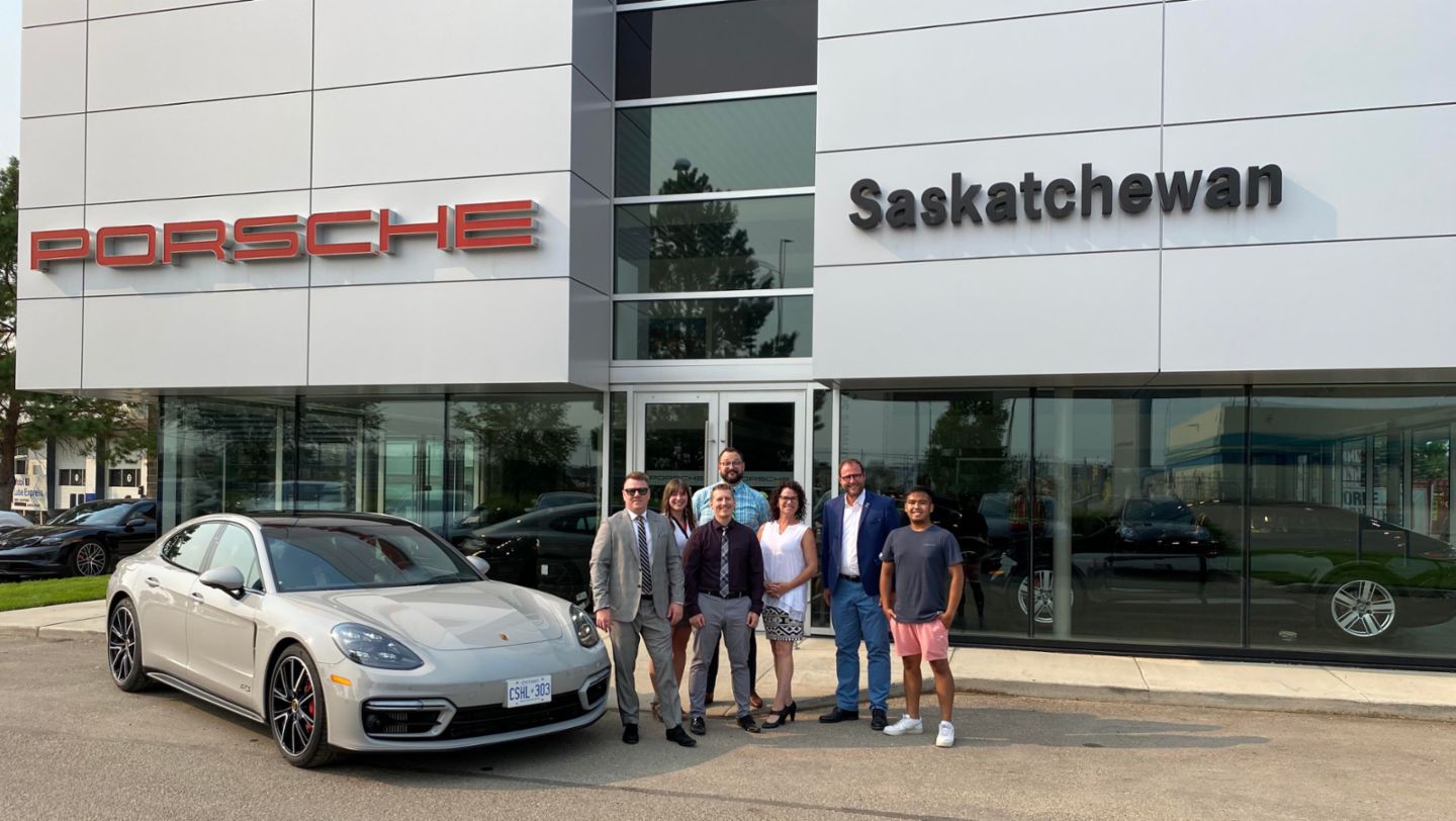 Panamera GTS, Porsche Zentrum Saskatchewan, Kanada, 2021, Porsche AG