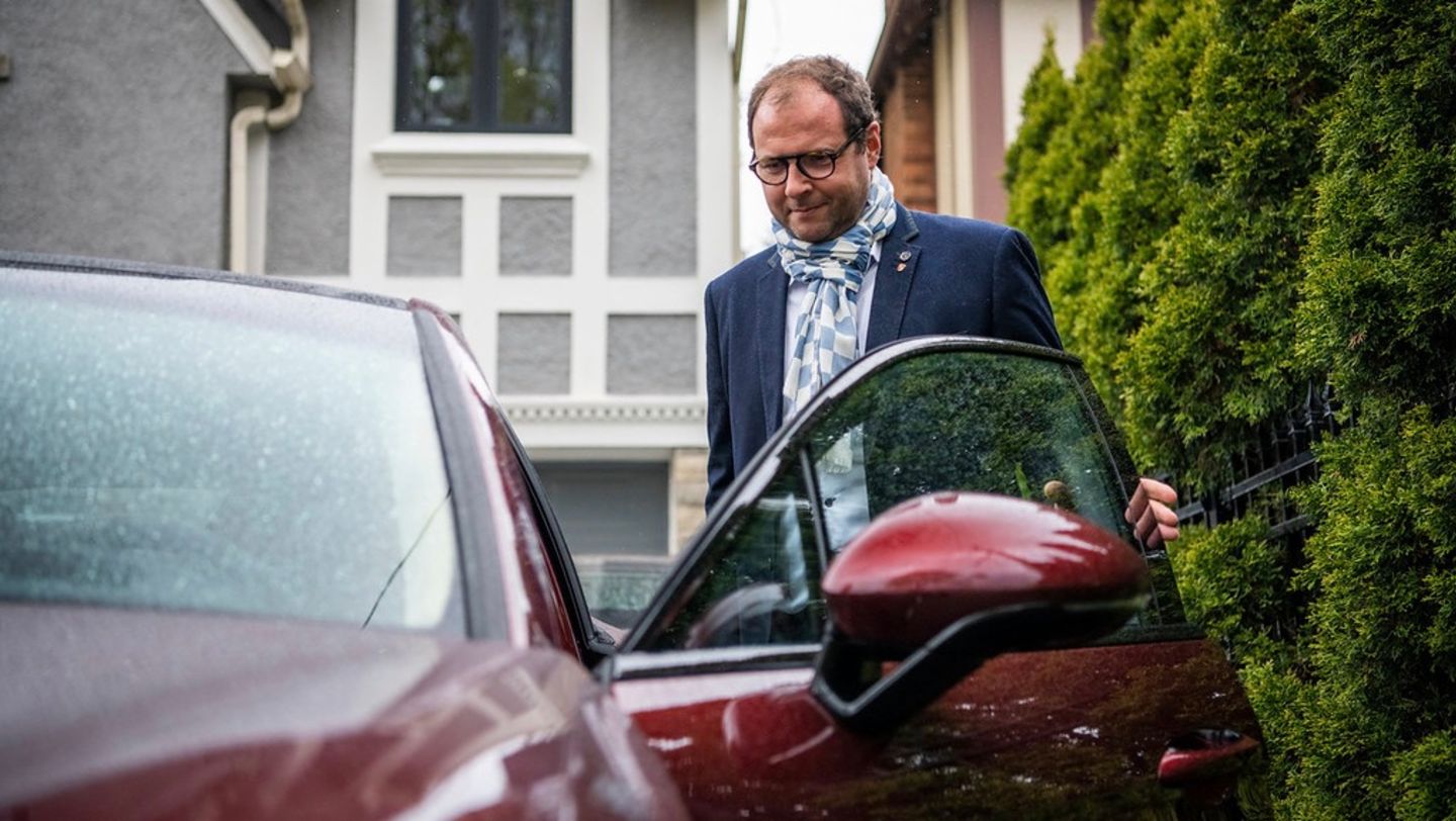 Marc Ouayoun, CEO Porsche Cars Canada, Panamera GTS, Southern Ontario, Canada, 2021, Porsche AG