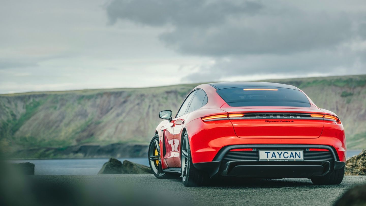 Taycan Turbo S, Iceland, 2021, Porsche AG