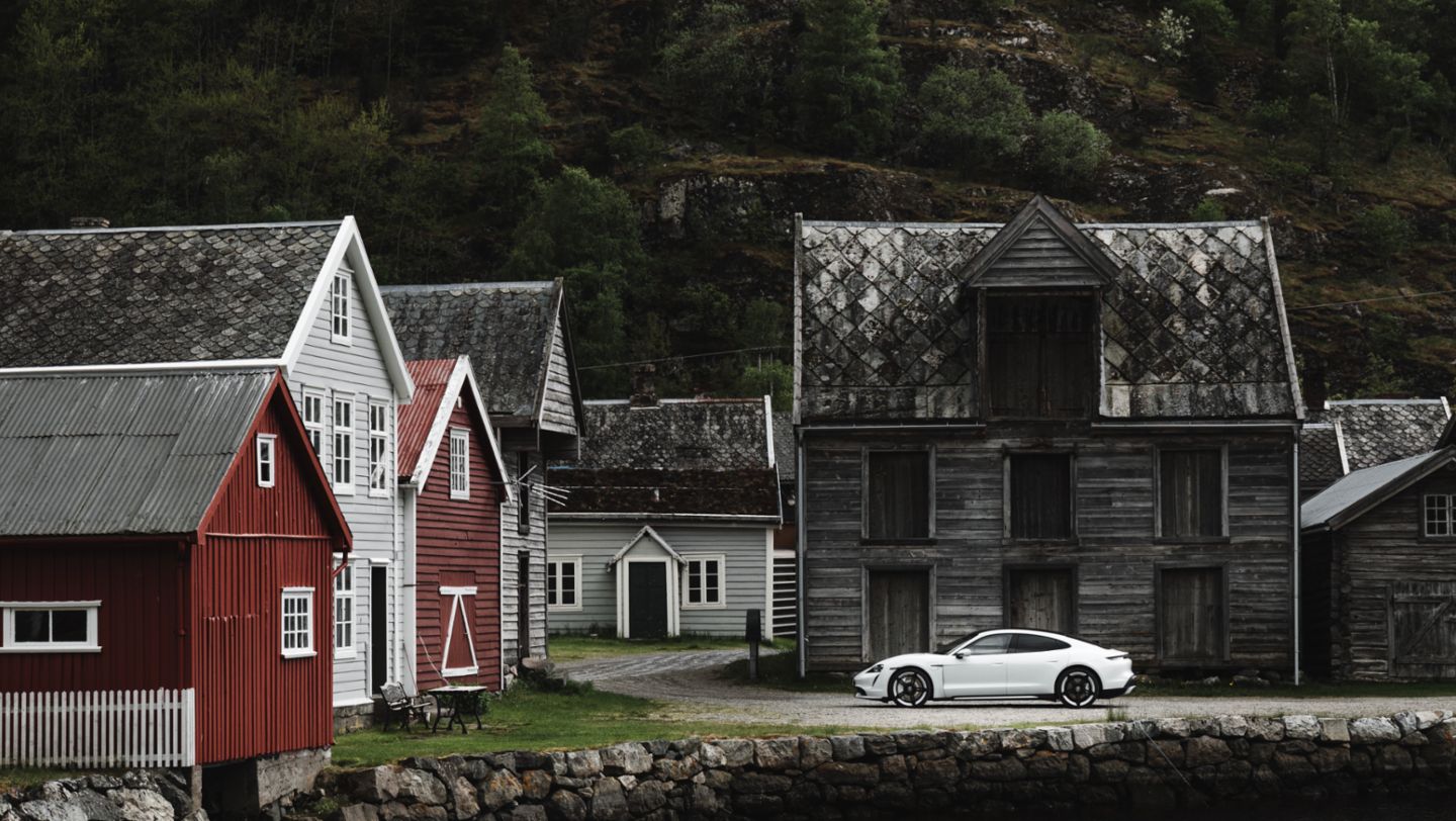 Taycan Turbo, Lærdal, Norway, 2021, Porsche AG