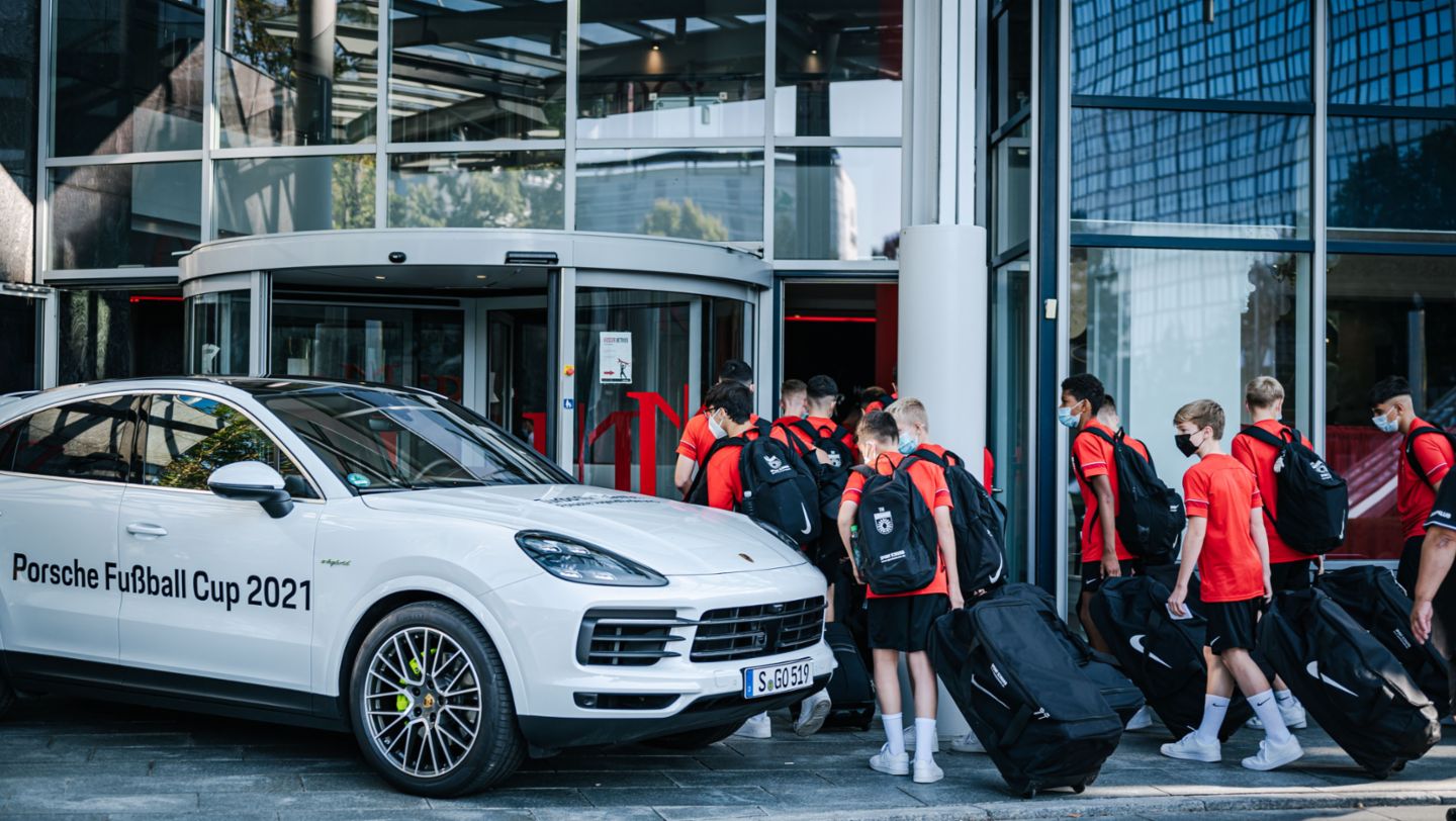 SG Sonnenhof Großaspach, Cayenne, 2021, Porsche AG