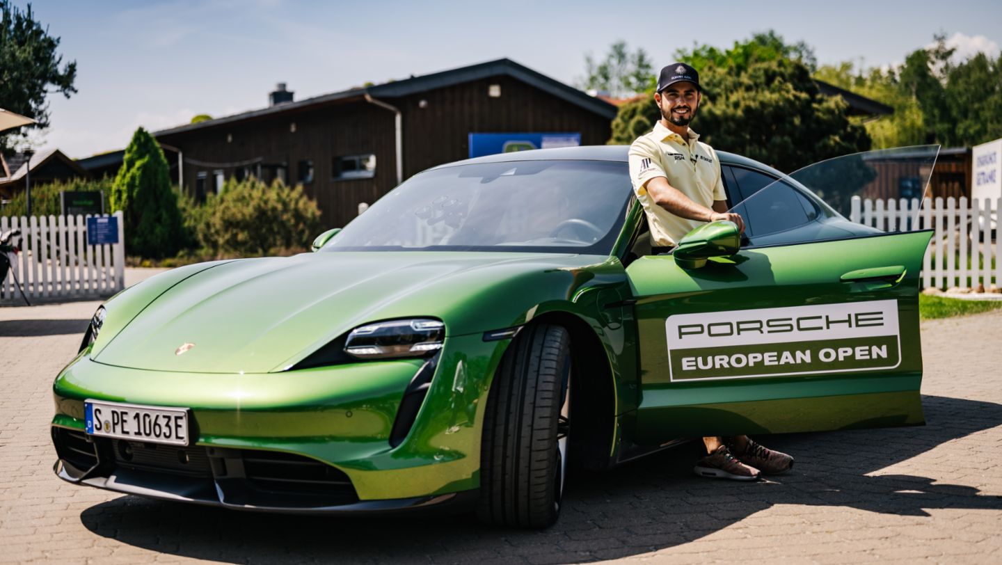 Abraham Ancer, Taycan Turbo S, 2021, Porsche AG