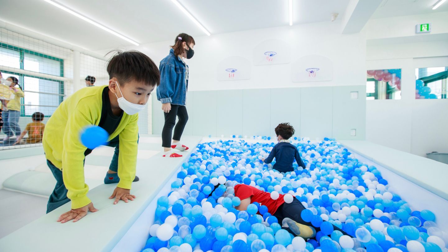 Porsche Dream Playground, Seokgwan Elementary School, Seoul, Korea, 2021, Porsche AG