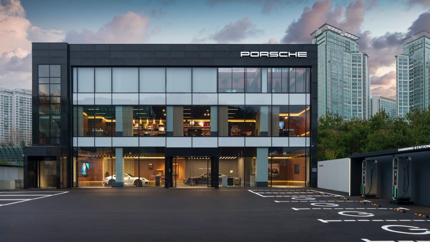 Porsche Studio Bundang, Südkorea, 2022, Porsche AG