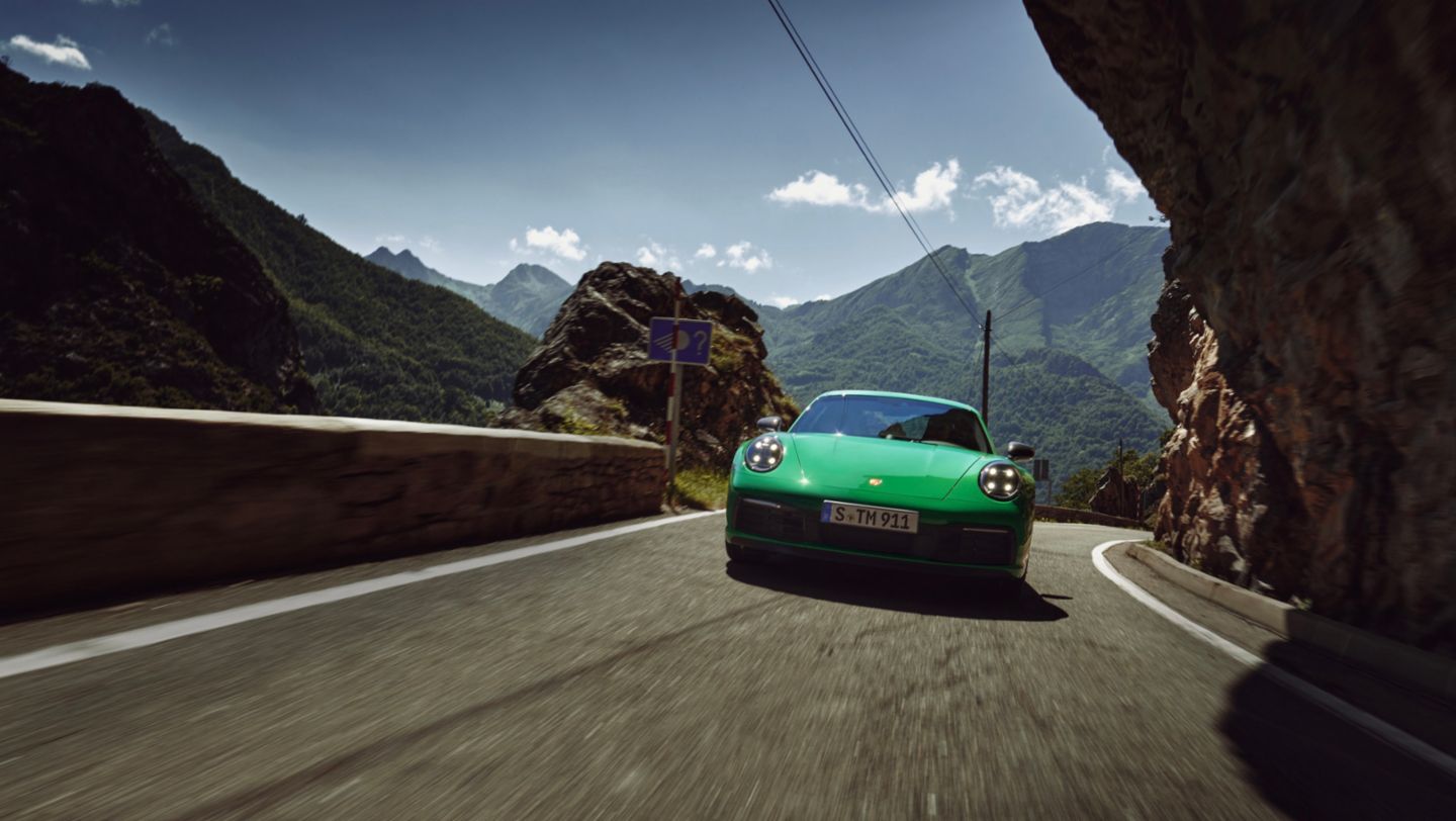 911 Carrera T, Pythongrün, 2022, Porsche AG