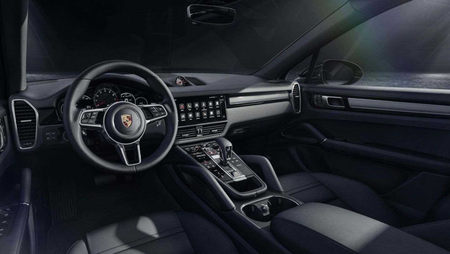  cockpit view of 2023 Porsche Ceyenne Standard Black Interior 