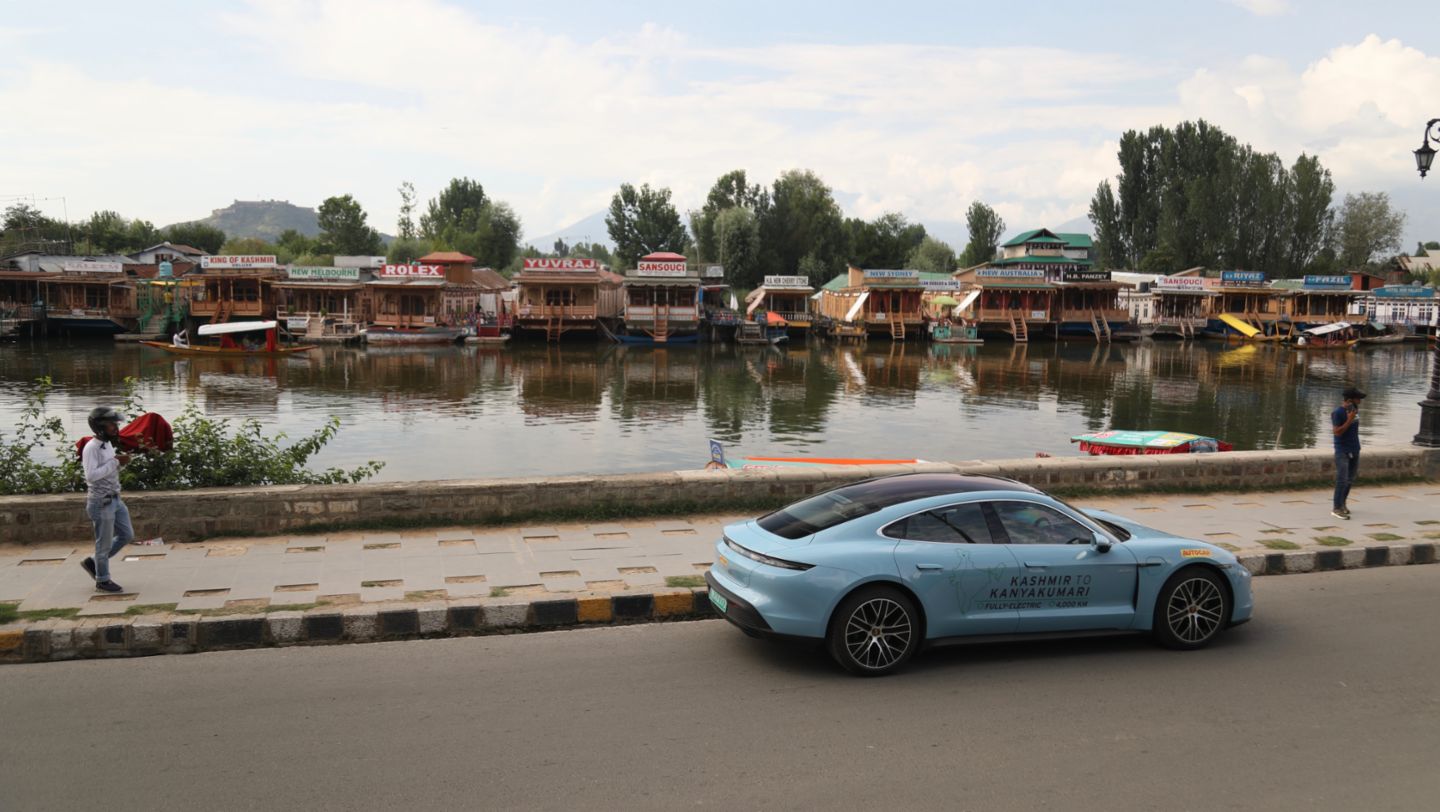 Ruta con un Taycan desde Cachemira hasta Kanyakumari, India, 2022, Porsche AG