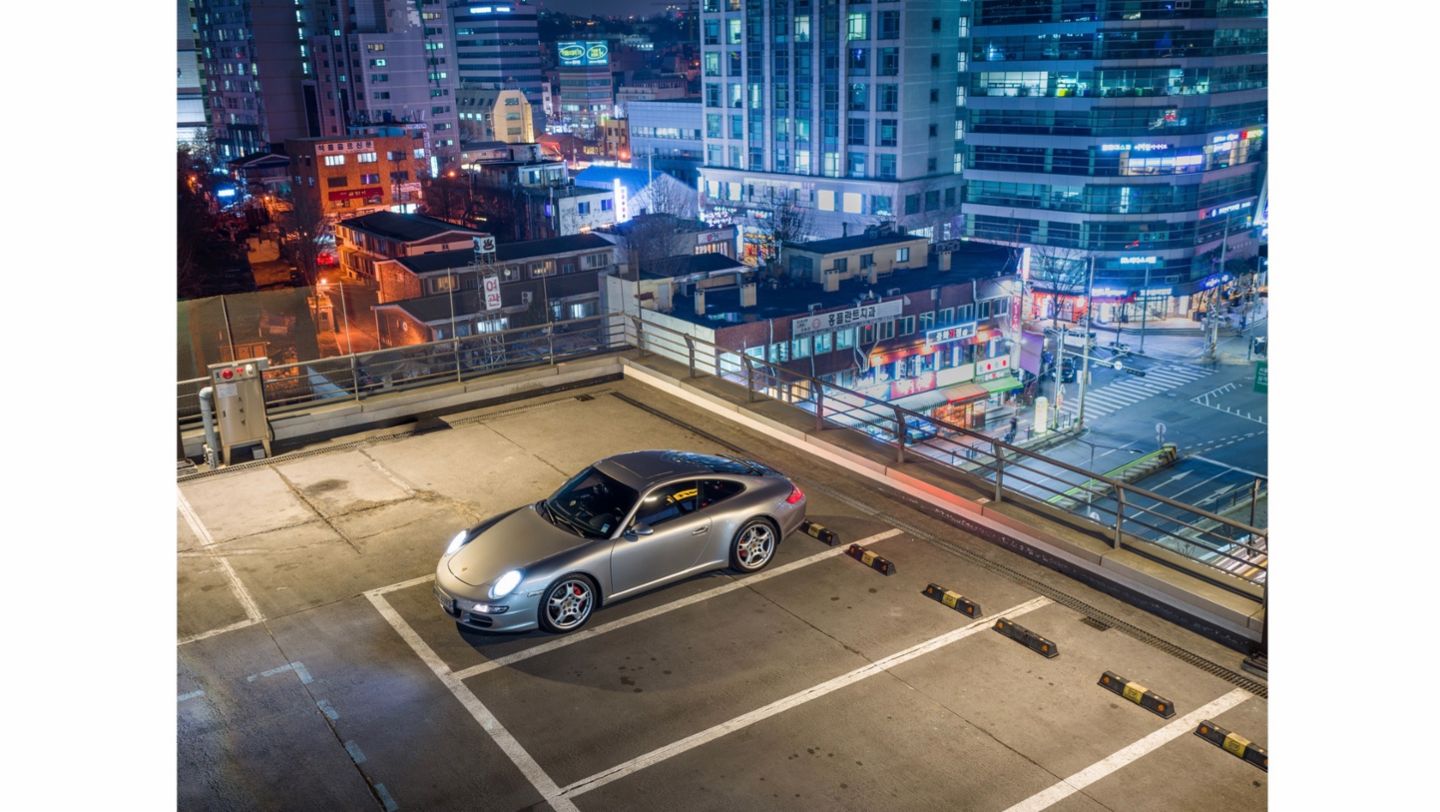 911 gris, Seúl, 2022, Porsche AG