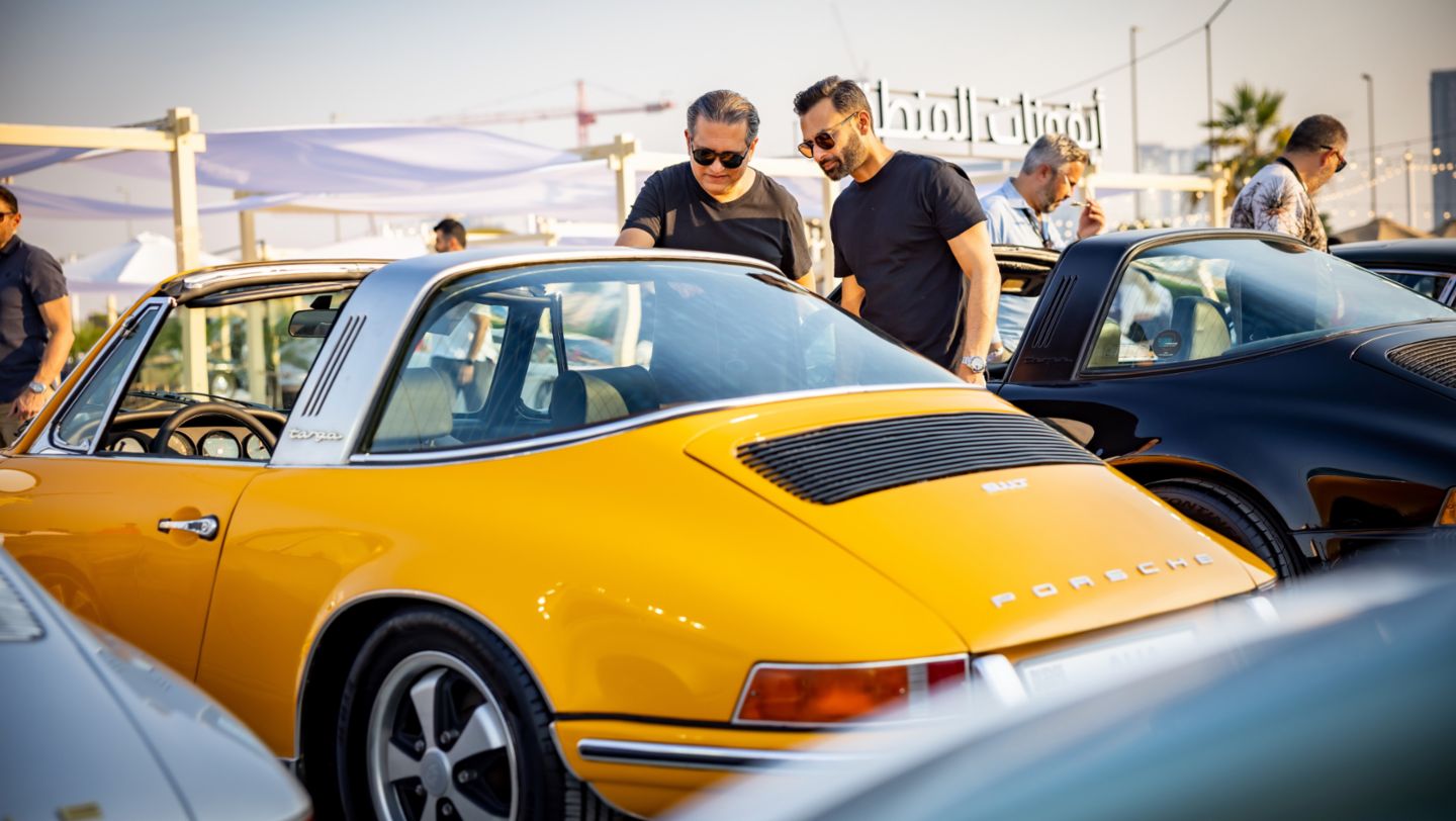 Icons of Porsche Dubai, 2022, Porsche AG