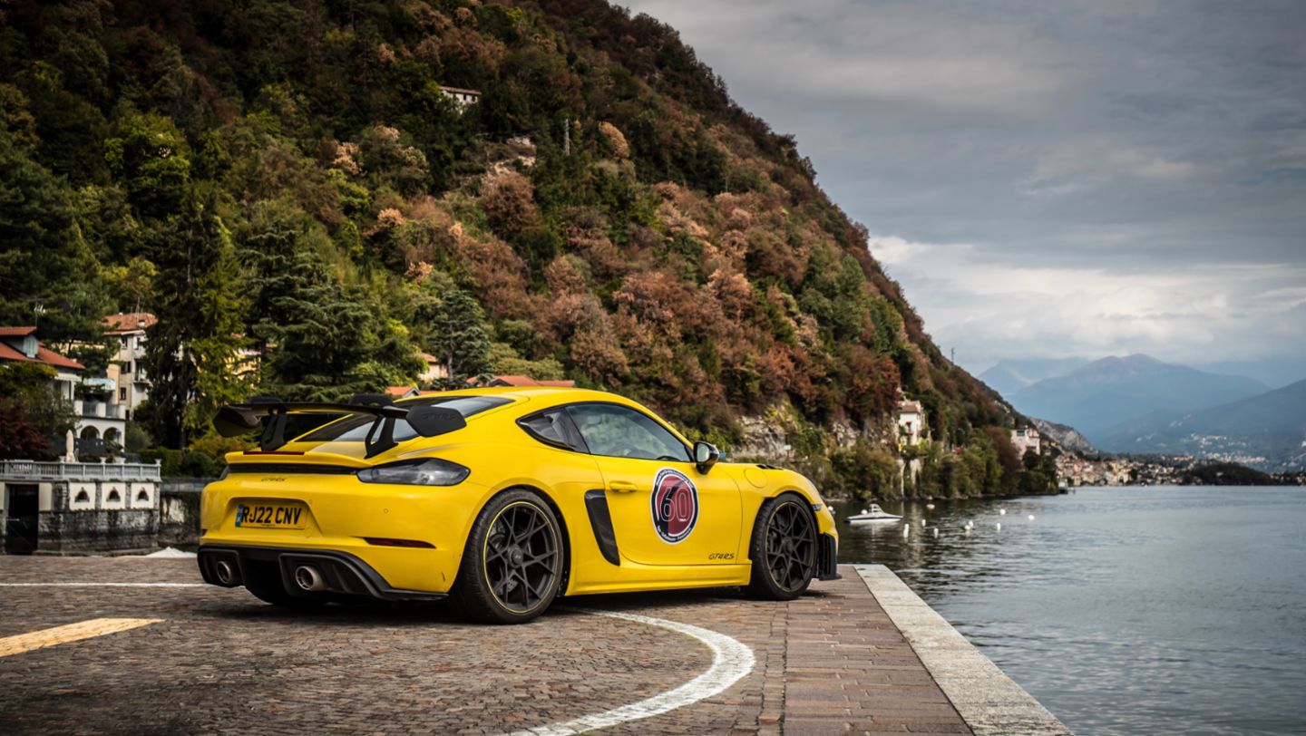718 Cayman GT4 RS, Lago de Como, Italia, 2022, Porsche AG