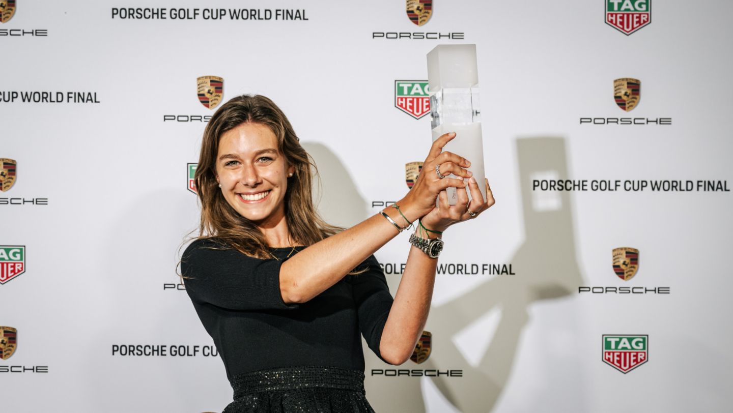 Meike Leichtle, Team Germany, Winner ladies gross, Porsche Golf Cup World Final 2022, Porsche AG