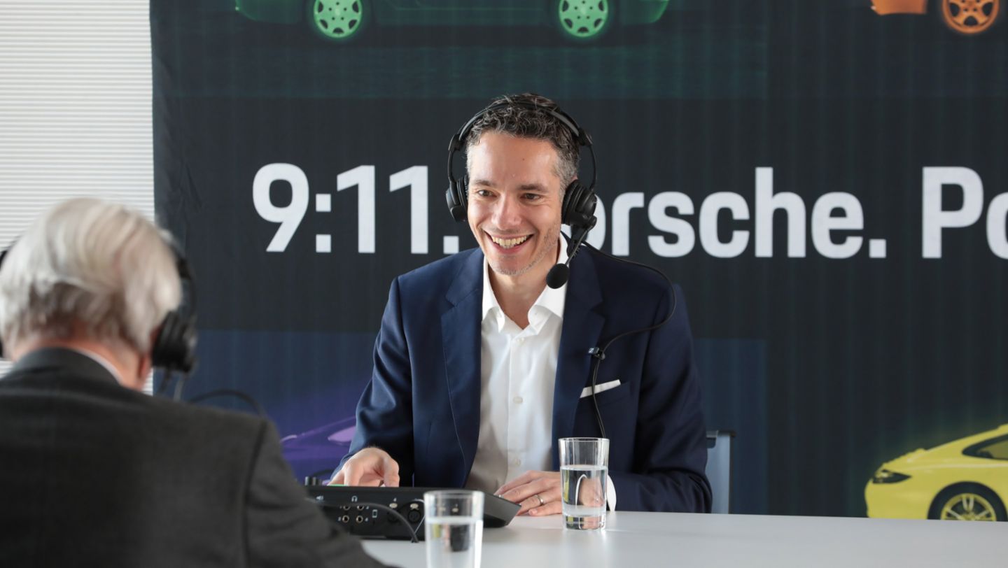 Sebastian Rudolph, Leiter Öffentlichkeitsarbeit, Presse, Nachhaltigkeit und Politik bei Porsche, 2023, Porsche AG