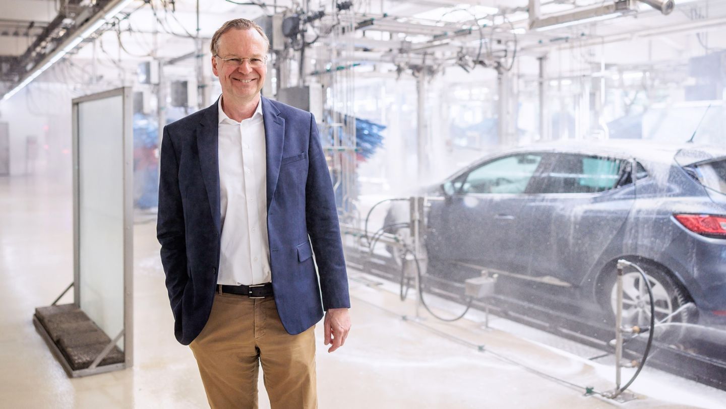 Richard Enning, CEO von Mr. Wash, 2023, Porsche Consulting