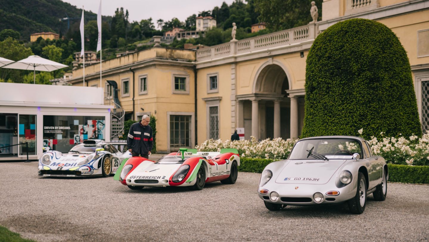 Porsche 911 GT1 '98, Porsche 908/02 Spyder, Porsche 356 B 2000 GS Carrera GT (l-r), Fuori Concorso, Villa Olmo, Como, Italien, 2023, Porsche AG
