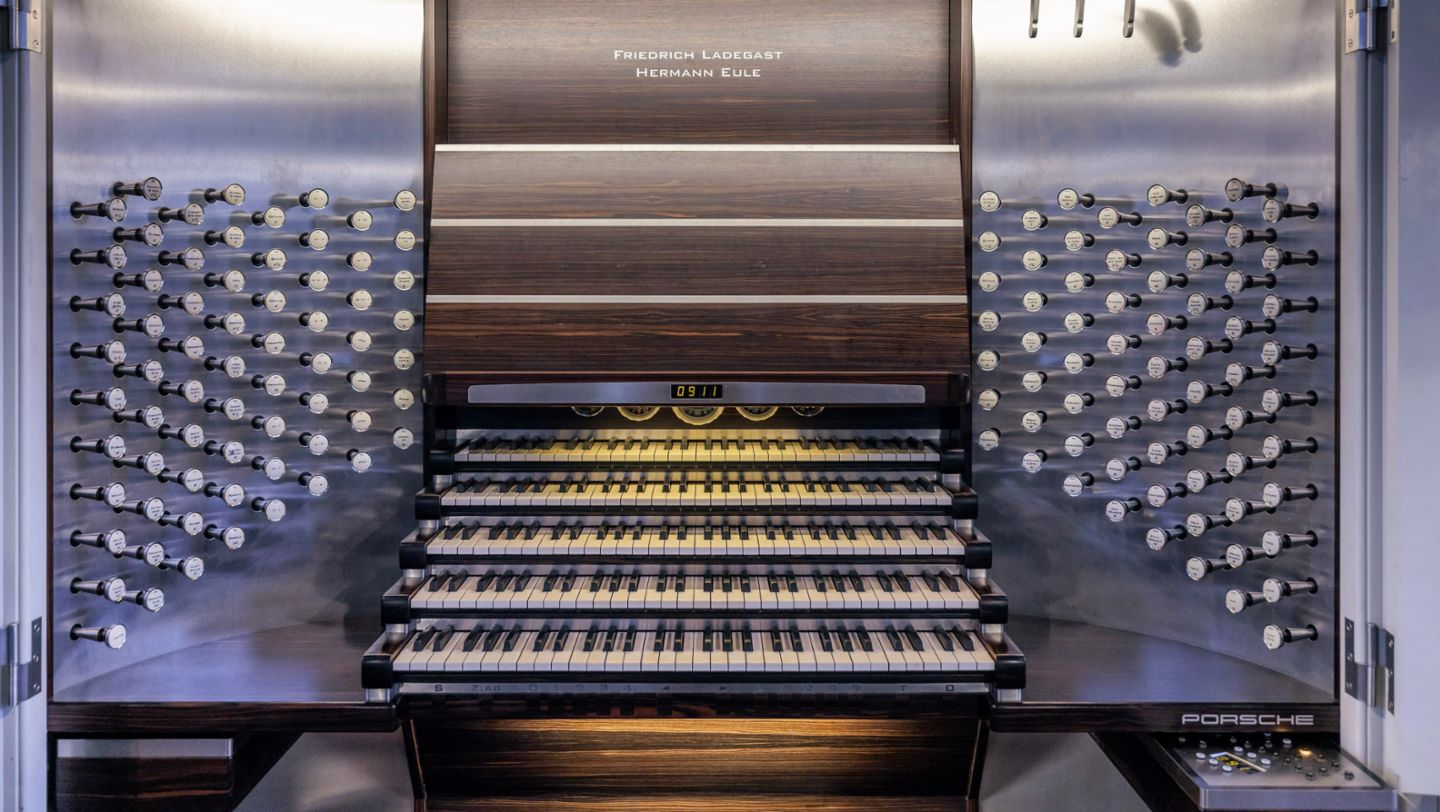Ladegast-Eule-Orgel, Nikolaikirche, Leipzig, 2023, Porsche AG