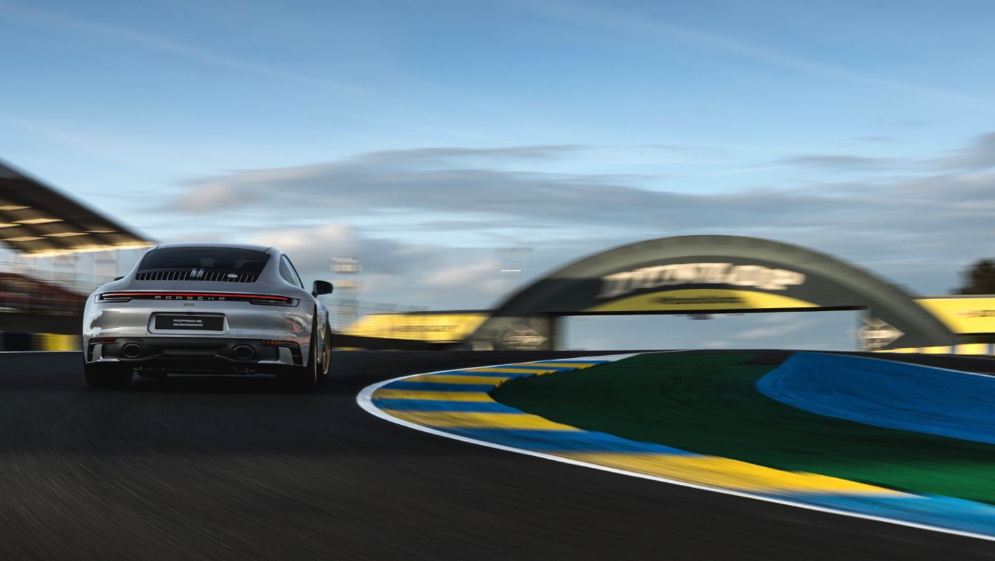 Porsche 911 Carrera GTS Le Mans Centenaire Edition, Le Mans, Francia, 2023, Porsche AG